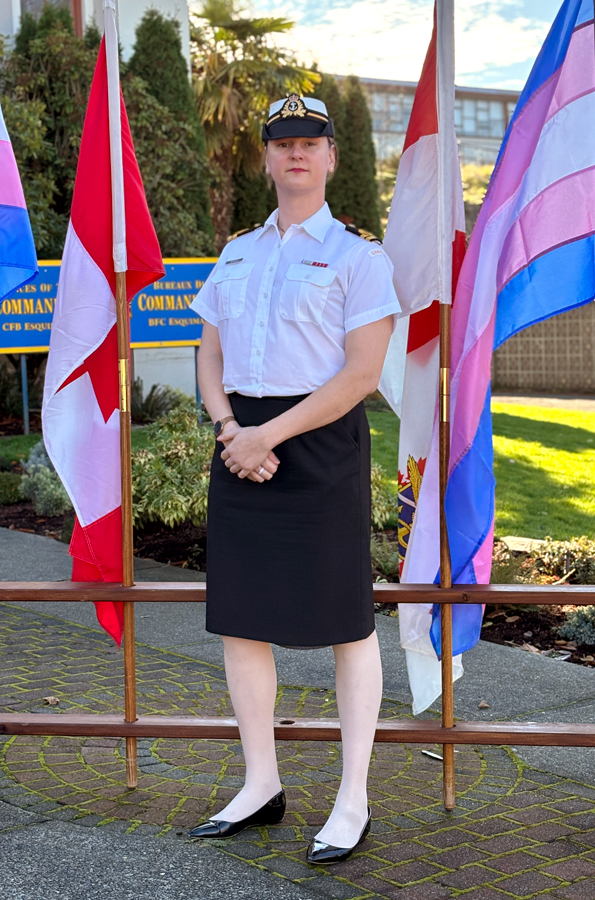 Lieutenant de vaisseau Michele Newman -