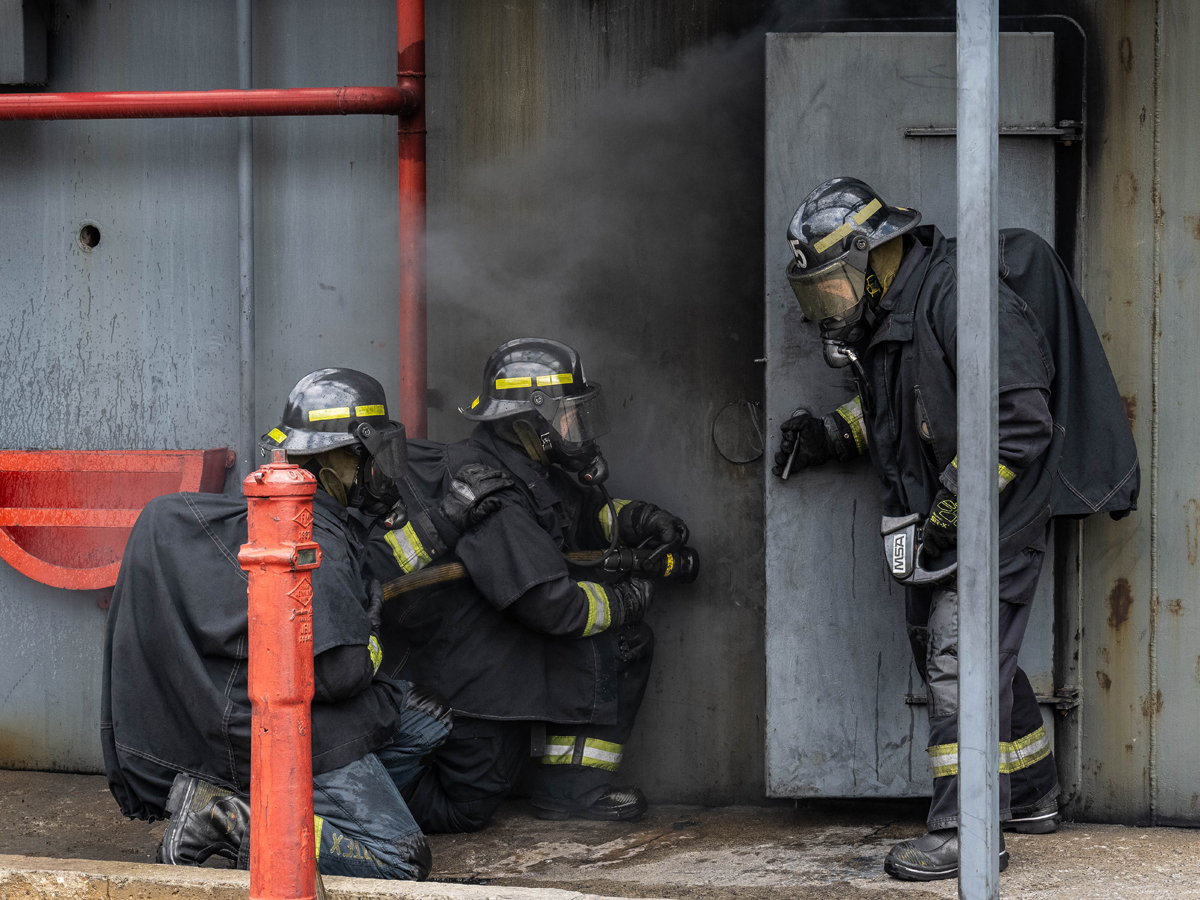 Sailors rehearse door and hatch procedures.